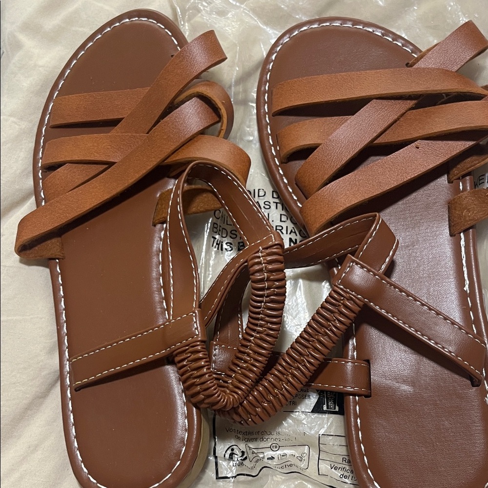Elegant Tan Strappy Sandals